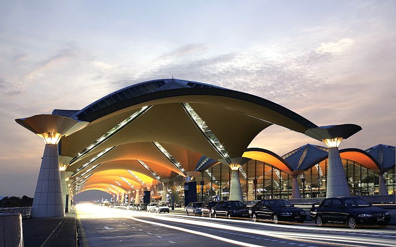 Kuala Lumpur International Airport in Malaysia is the 7th most Beautiful Airport – A Stainless-Steel Airport in the Forest