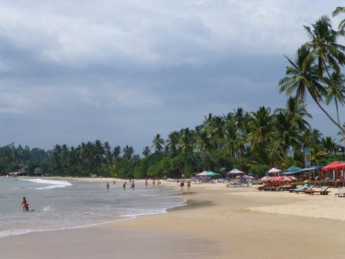Unauthorized structures in Mirissa beach are removed – Preserving the southern coastal belt