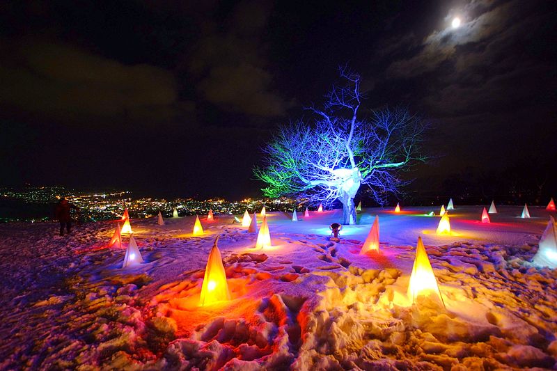 Otaru Snow Light Path Festival – The town glistens in the snow this February!
