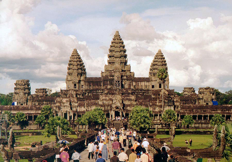 The Lost City of Khmer Empire Found in Cambodia