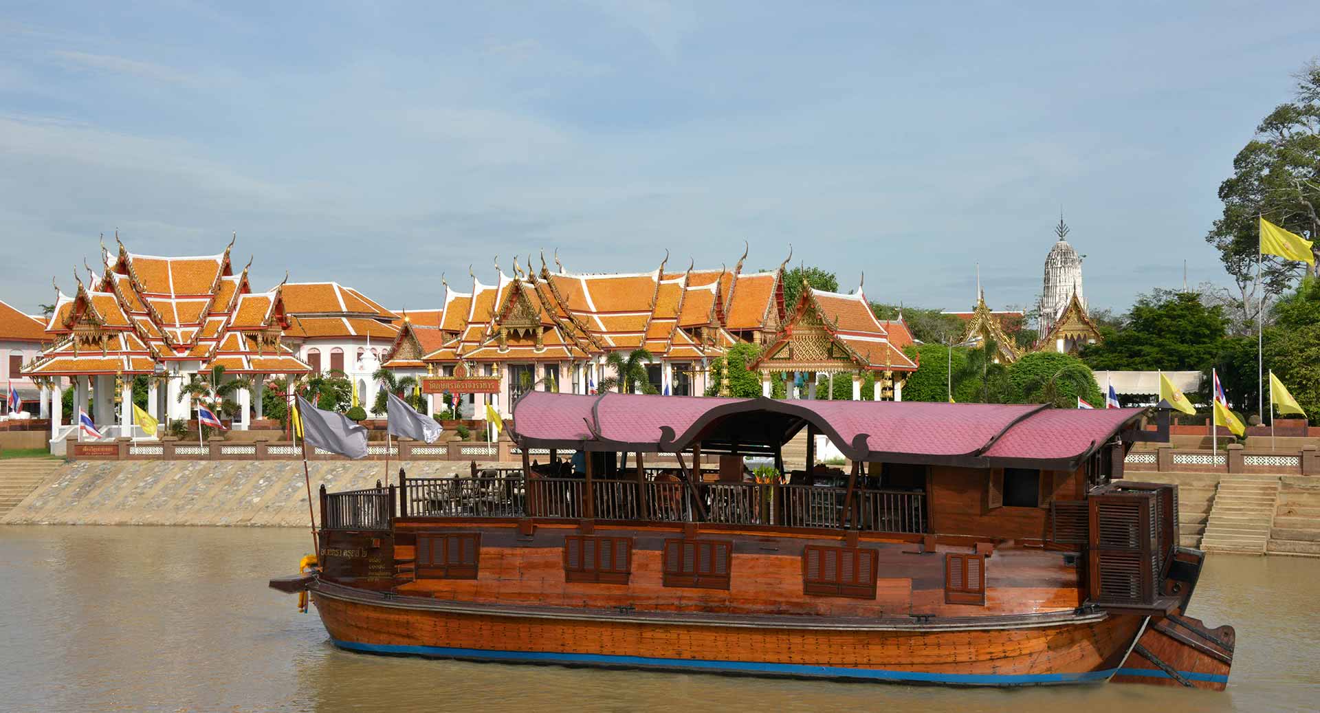 TAT advise tourists about safe travelling in Bangkok