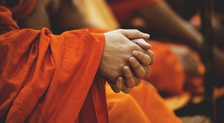 Siem Reap tourists introduced to MeakBochea – Enjoying blessings all the way
