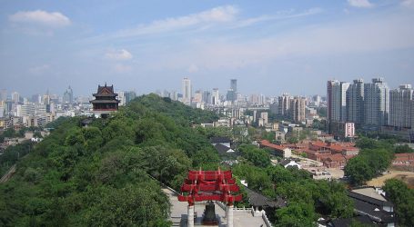Domestic Tourism Picks Up in Wuhan