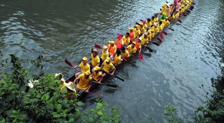 The Dragon Canoe Festival of the Miao Ethnic People – A colourful display of culture