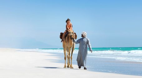 Oman plans to open borders for tourists and vaccinates Muscat residents ahead of time – Ensuring safety
