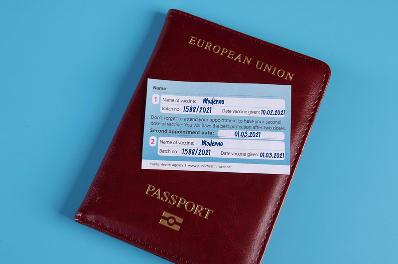 visa and vaccination certificates