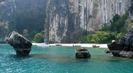Pre-Travel Testing Not Needed to Enter Thailand