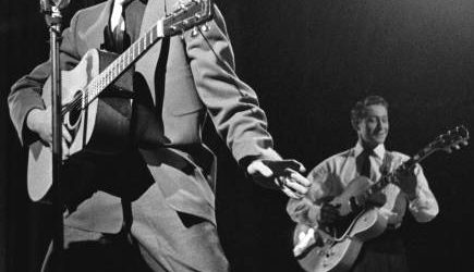 Walk through the Extraordinary Life of Elvis