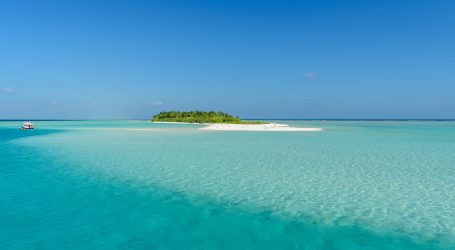 Exploring the Beautiful Maldives in 2022- What to Know Before you Go!