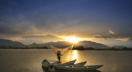 Laos Expecting More Visitors This Year – Target Set at 900,000