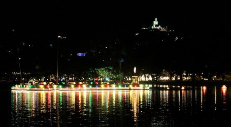 Vesak Celebrated in Sri Lanka – Experiencing the Festival of Light