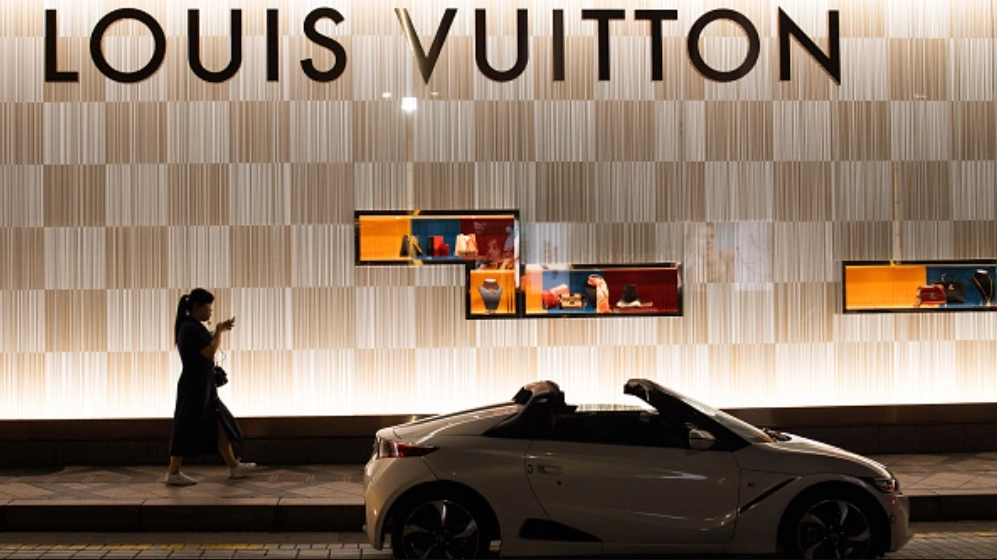 lv-webp-1000×561-