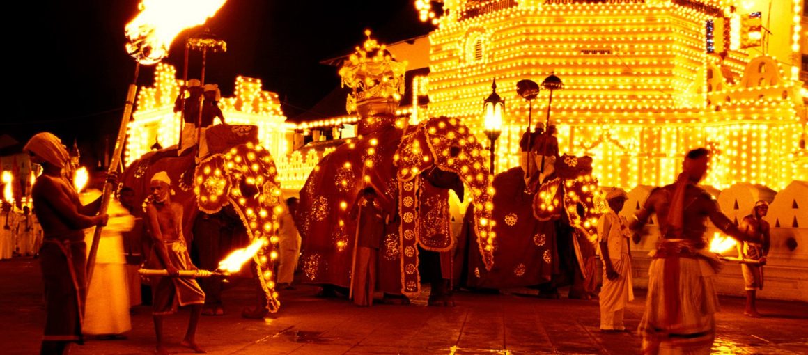 perahera1