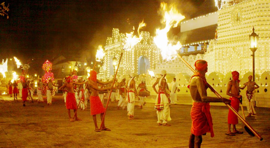 Kandy Perahera