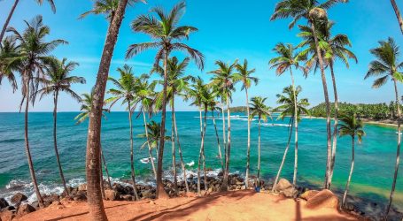 Tourist arrivals to Sri Lanka crossed the 900,000 mark in the first 8 months – An increase since last year