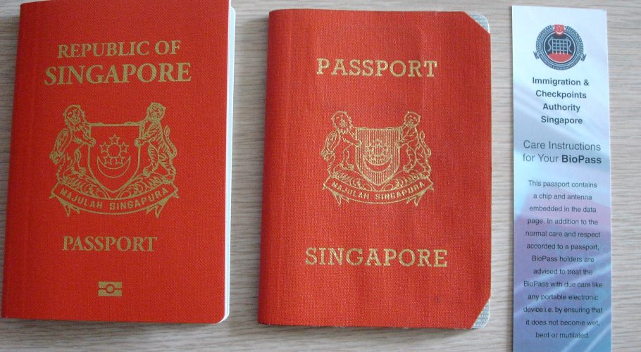 Singapore passport