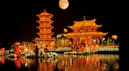 Beijing’s Mid-Autumn Festival: Celebrating the Seasons of the Chinese Calendar