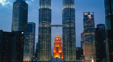 Malaysia’s Tourism Roars Back: Eyes Pre-Pandemic Heights