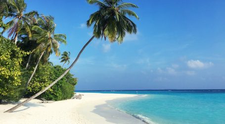 Maldives Celebrates growth of Tourism Industry – Bringing 100,000 visitors for month 3 of 2024