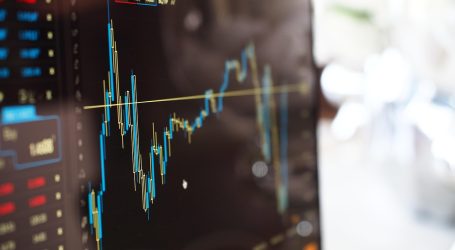 Sri Lanka Stocks Surge 1.25% as Banks and Blue Chips Drive Gains