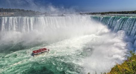 Domestic Travel Surge Fuels Strong Growth in Canadian Tourism